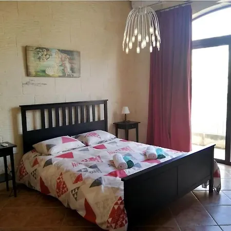 Villa 18, Taz-zghar
